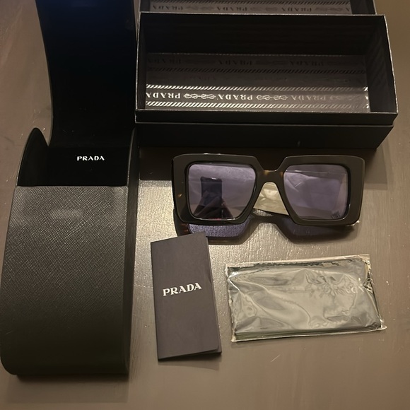 Prada PR 23YS - Picture 7 of 8
